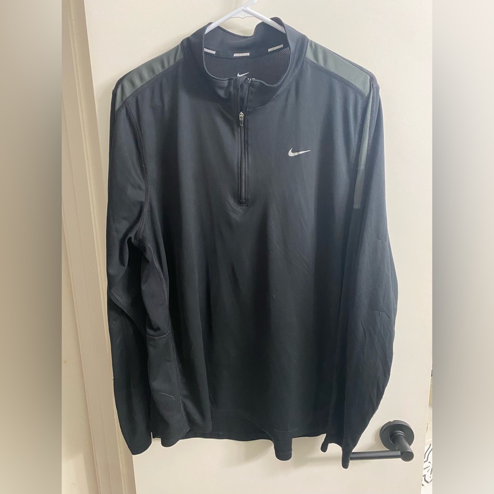 Nike Men's Element Black Performance Jacket Half Zip Size XL‎